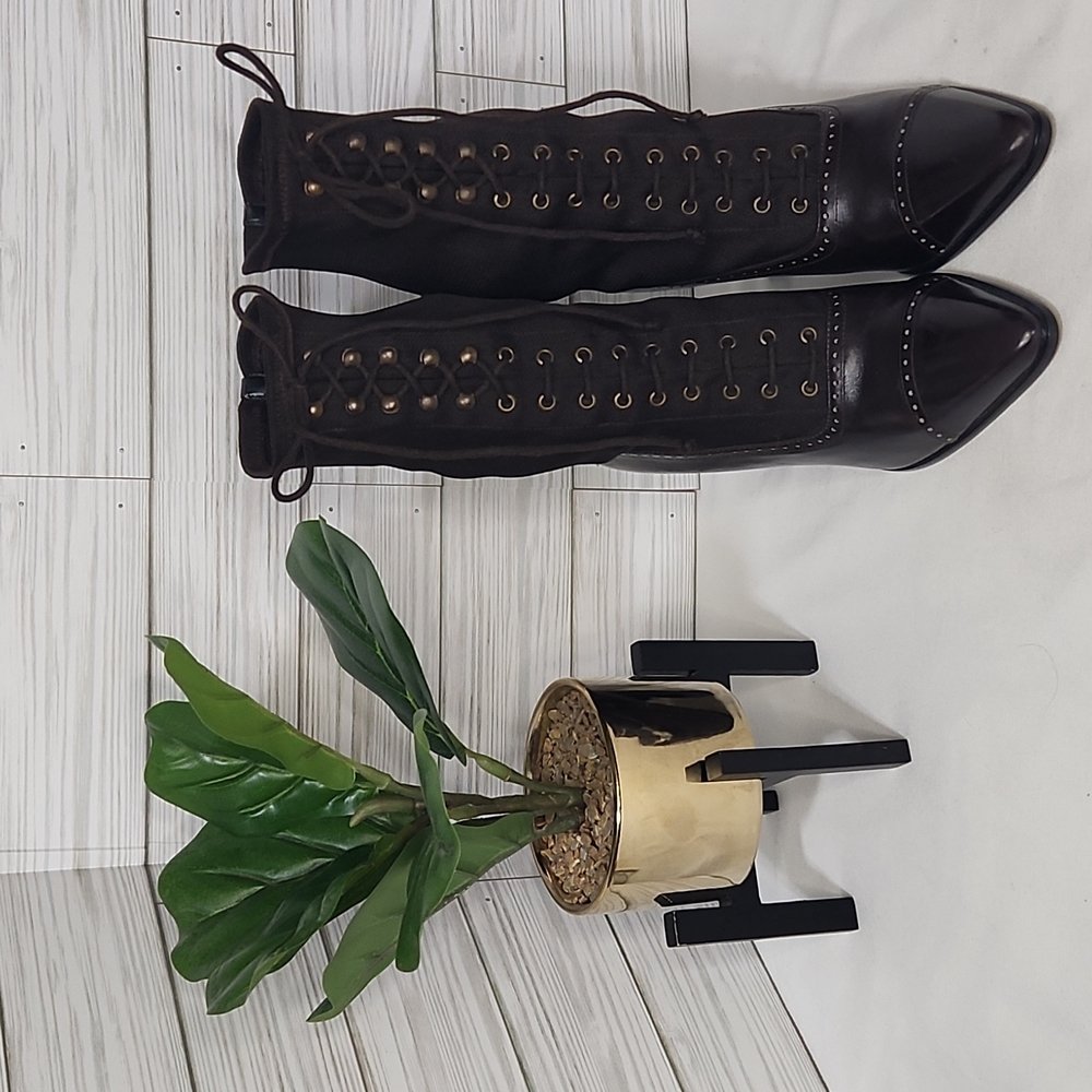 Brand New! Vintage! Stuart Weitzman Brown Victorian Tie Up Boot Sz. 7M